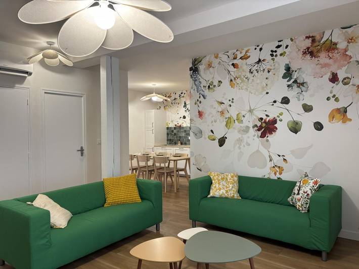 Gîte pour 6 personnes, avec terrasse à Chantelle