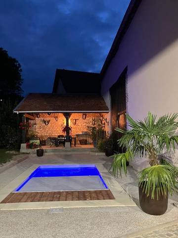 Chambre d’hôte pour 2 personnes, avec vue ainsi que jardin et piscine dans Marne