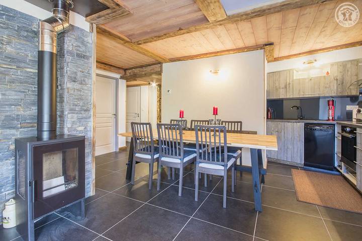 Gîte pour 6 personnes, avec terrasse - 1