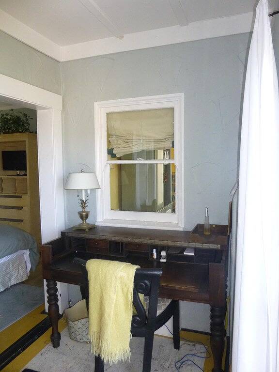 Vacation rental for 6 people, with balcony and yard in Laguna Beach