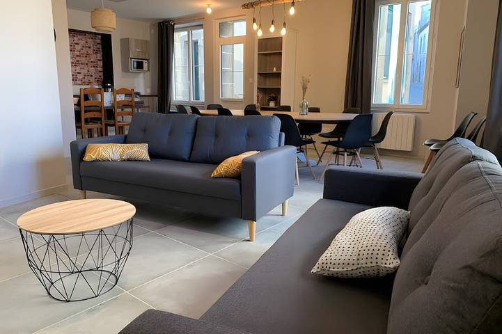 Location de vacances pour 14 personnes dans Etang De L Aujardiere