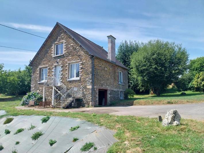 Location de vacances pour 6 personnes, avec jardin et vue à Saint-Gilles-Vieux-Marché