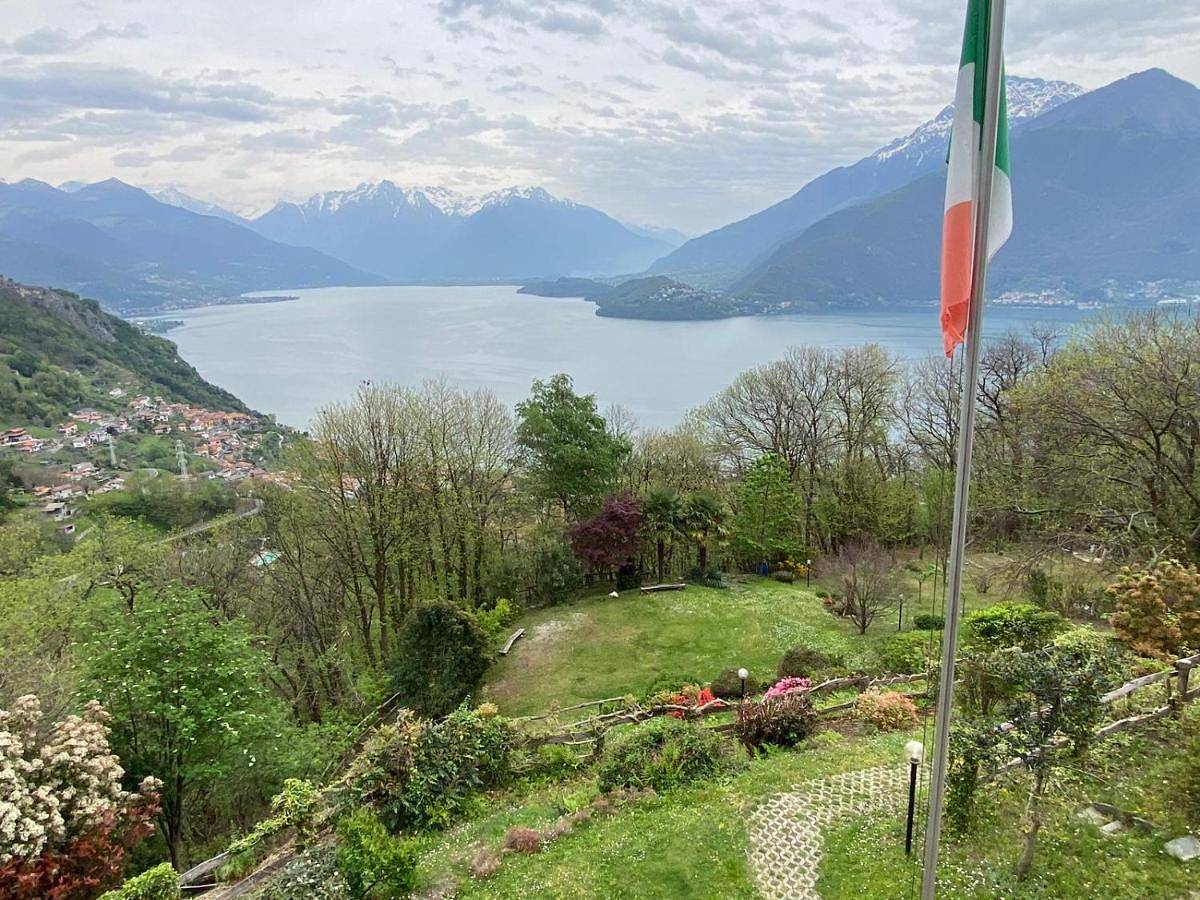 The Happy Rooster - Villa with Big Garden in Pianello del Lario, Comer See