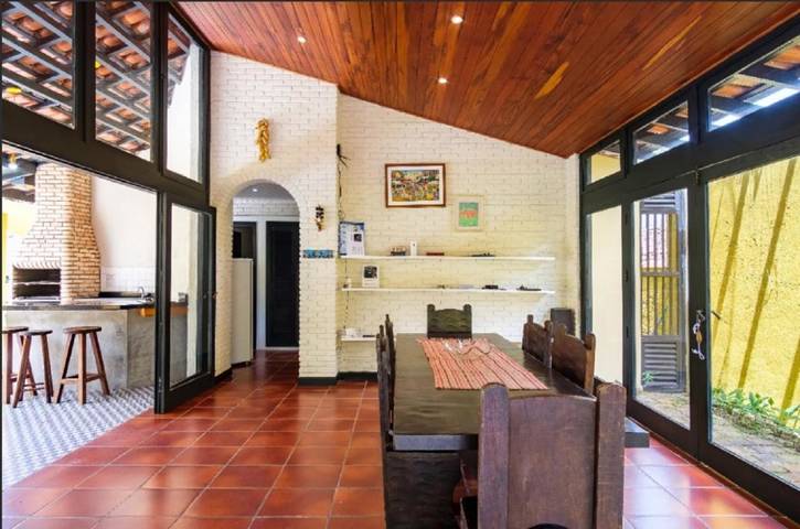 Casas e apartamentos de temporada para 11 pessoas, com vista e jardim, com animais de estimação em Praia Domingas Dias