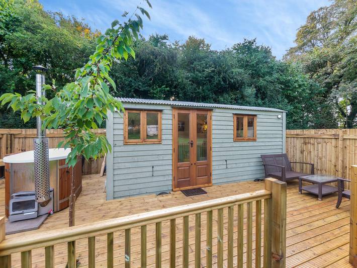 Cottage for 2 people, with garden, with pets - 1