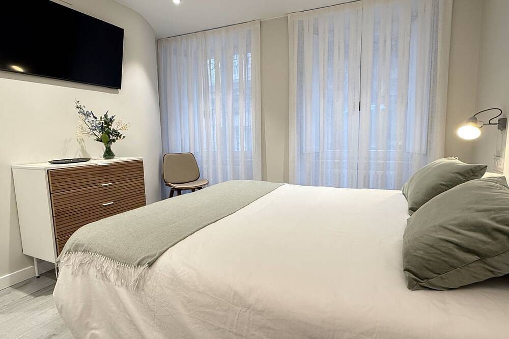 Entire apartment, Ourense Vello apartment, design in the center of the historical center in Ourense, Ourense Region