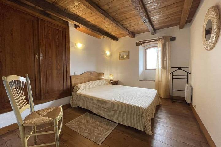 Location de vacances pour 8 personnes, avec jardin et balcon à Saint-Étienne-de-Baïgorry - 2