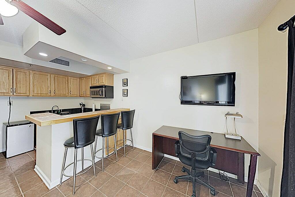 Ganze Wohnung, Dt~ Free parking~W/D ~Wifi~ Sunset river views in Wilmington, New Hanover County