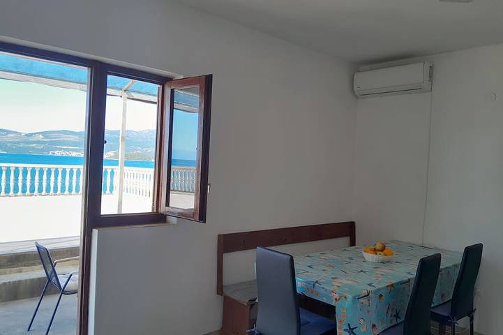 Ganze Wohnung, 2-Zimmer-Ferienwohnung am Strand Bucht Pjestata, Peljesac in Dubrovnik-Neretva