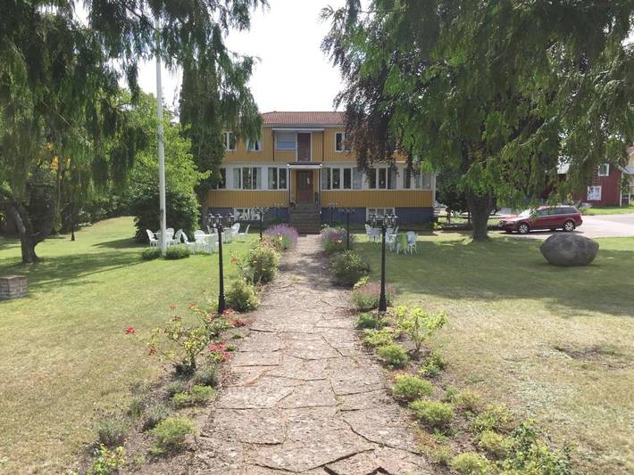 Ferienwohnung für 4 Personen, mit Terrasse und Garten sowie Ausblick in Köpingsvik