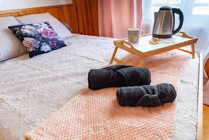 Gîte pour 2 personnes dans Office de Tourisme de Bourbonne-les-Bains - 2