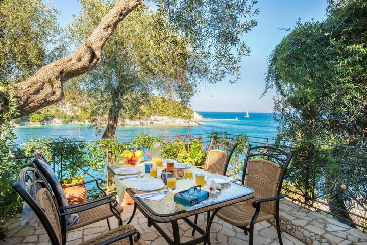 Ferienwohnung für 4 Personen, mit Balkon und Terrasse sowie Garten und Ausblick in Griechenland - 2