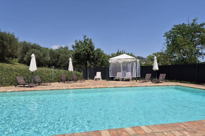 Villa für 12 Personen, mit Garten und Pool in Marche - 2