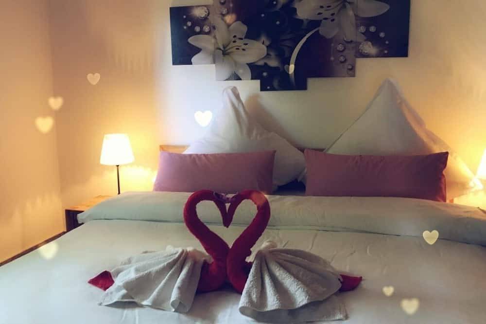 Komfortables 4* Ferienhaus,überdachte Terrasse,Garten,Wlan, inkl. Nebenkosten in Ferienpark Himmelberg, Thalfang