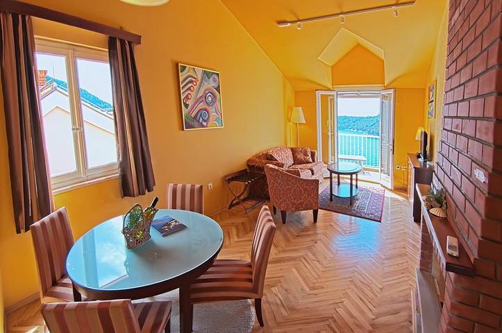 Location de vacances pour 3 personnes, avec balcon et vue sur l’océan à Dubrovnik