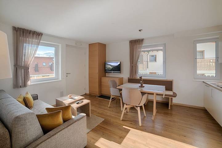 Hütte für 2 Personen, mit Garten und Whirlpool sowie Pool und Sauna am Kronplatz - 4