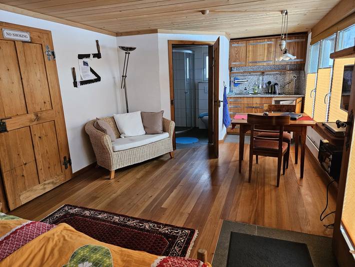 Ganze Ferienwohnung, Studio Müller Dria Ställa - 2-Bettstudio in Splügenpass, Rheinwald