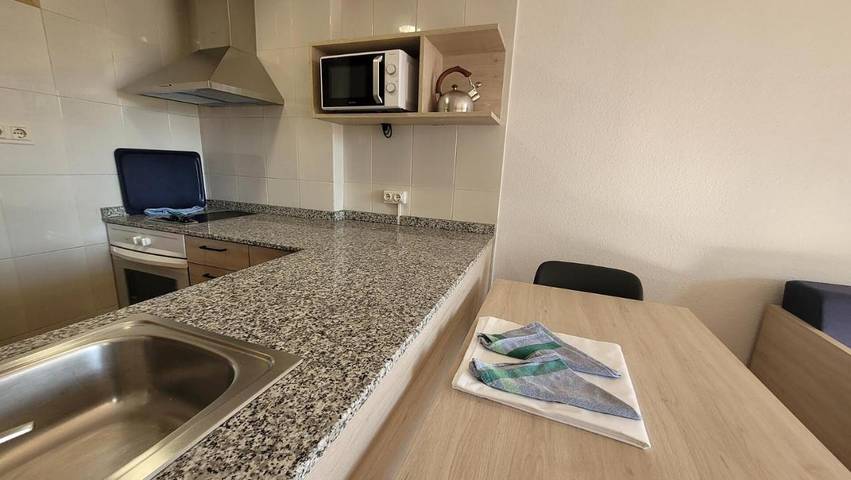 Casa rural para 4 personas, con terraza y piscina, Se admiten mascotas en Benidorm - 3