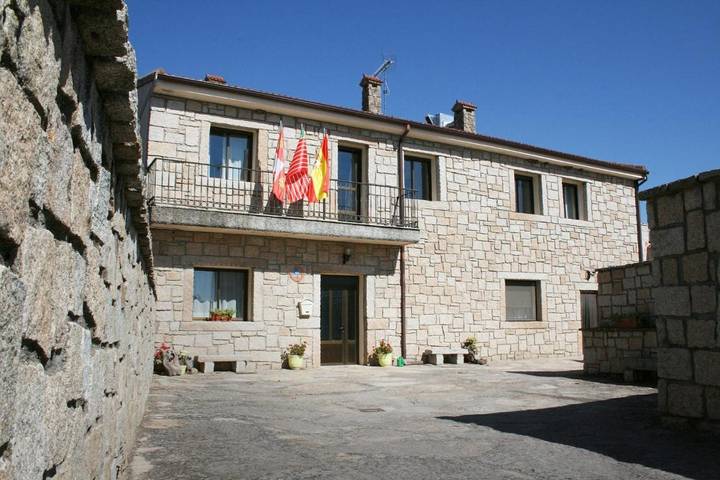 Hostal, con Jardín y Vistas en Parque Natural de las Arribes del Duero
