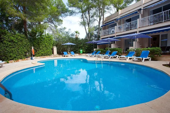 Appartement de vacances pour 3 personnes, avec jardin et piscine - 1