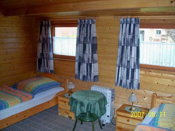 Ferienhaus für 4 Personen, mit Balkon und Terrasse sowie Garten und Ausblick in Detern - 3