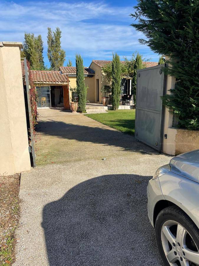 Villa proche d'Avignon. in Le Pontet, Vaucluse