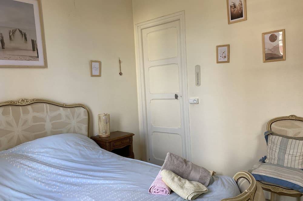 Maison Avec Grand Jardin Clos Exposé Sud, à 5 min du Centre Ville! in Dieppe, Région de Dieppe