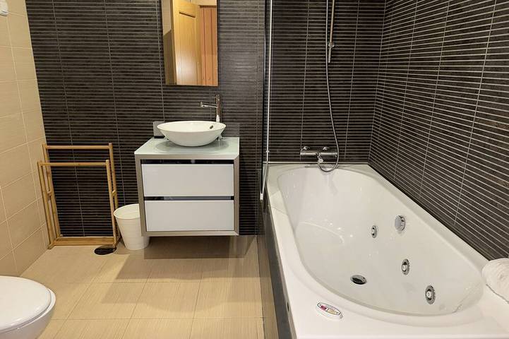 Ganze Wohnung, VilamouraSun Aquamar 209 - Blick auf den Jachthafen, komplexer Pool & amp; Garten, Wifi in Vilamoura, Quarteira