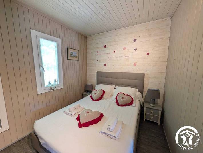 Gîte pour 2 personnes, avec Jacuzzi et Terrasse ainsi que Jardin et Sauna à La Salvetat-sur-Agout - 4