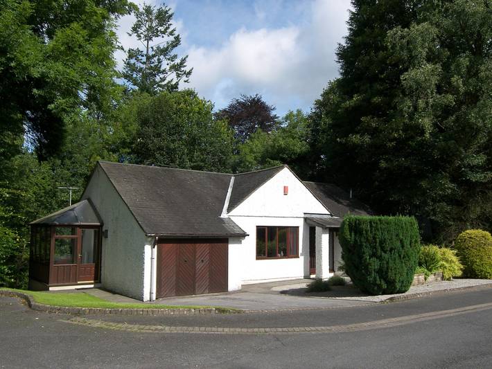 Log cabin for 4 people, with garden in Windermere