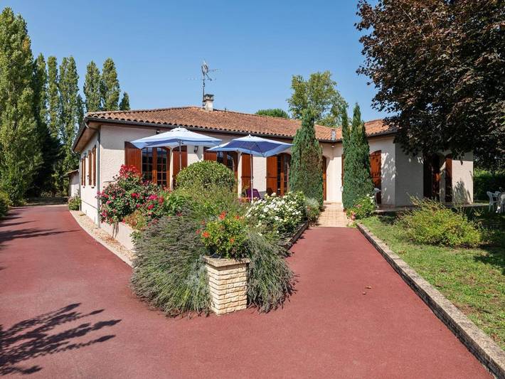 Villa pour 8 personnes, avec jardin et terrasse