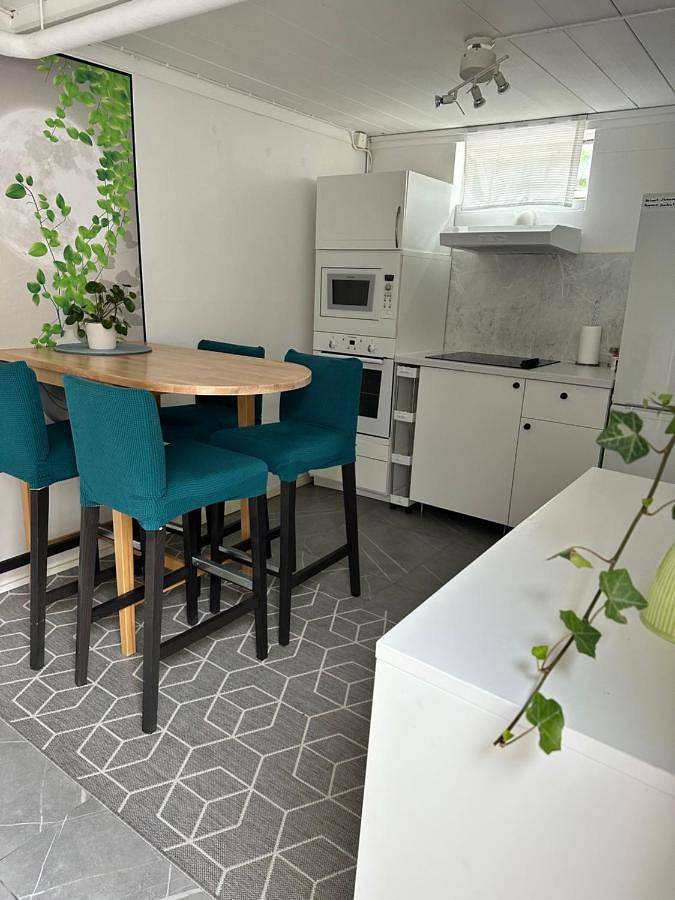 Appartement entier, Sval källarlägenhet på natur- och havsnära Stensö in Kalmar, Mer Baltique suédoise