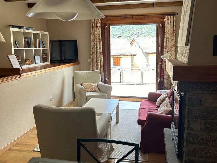 Charmante villa 3 chambres près des pistes de ski - Idéale pour familles et amateurs de montagne in Villanúa, Aragonesische Pyrenäen