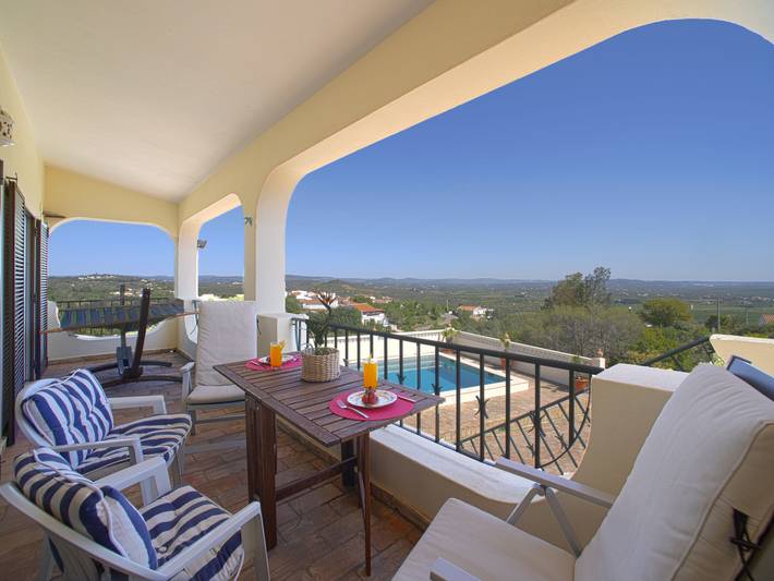 Location de vacances pour 4 personnes, avec jardin et terrasse dans São Bartolomeu de Messines - 3