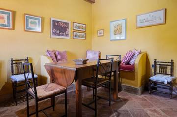 Casa Rural para 8 Personas en Constantina, Sierra Morena, Foto 3