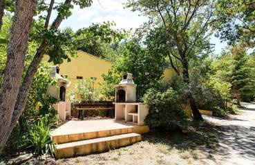 Camping für 4 Personen in Saignon, Regionaler Naturpark Luberon, Bild 2