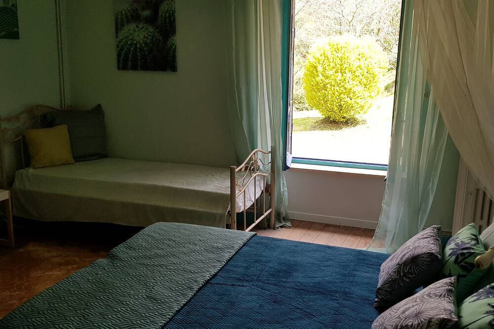 Le Moulin D'Airou in Villedieu-les-Poêles, Côte de la Déroute