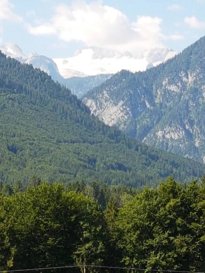 Ferienwohnung für 5 Personen, mit Terrasse und Garten sowie Pool und Sauna