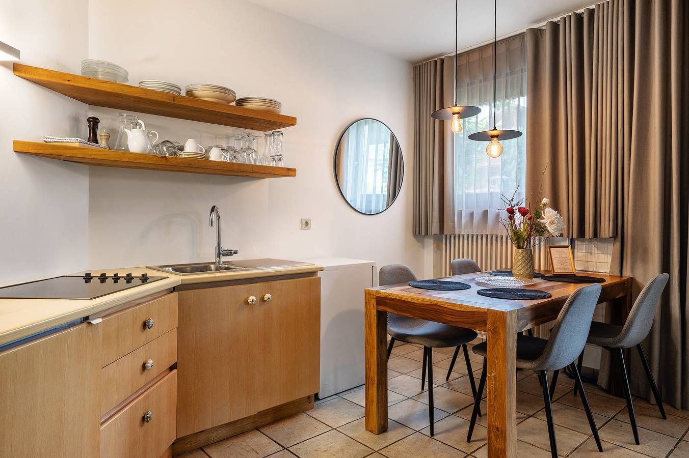 Ganze Wohnung, Ferienwohnung 'Mair In Schenna C' mit Gemeinschaftsterrasse und Wi-Fi in Schenna, Sarntaler Alpen