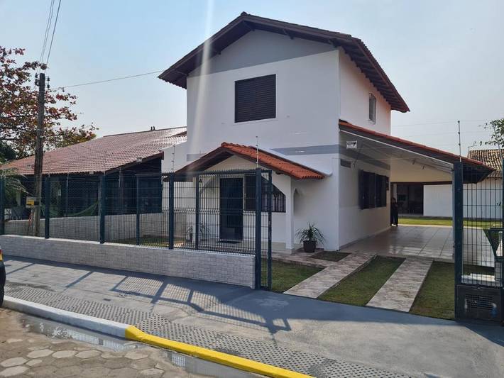 Casa de vacaciones para 11 personas, con jardín, Se admiten mascotas - 1