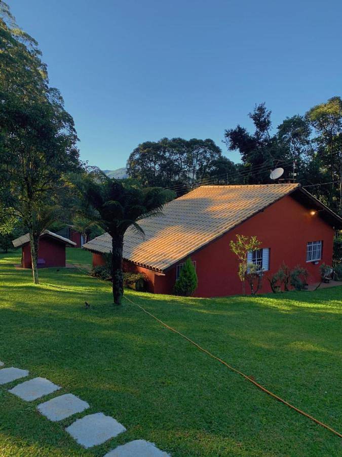 Casa de férias para 4 pessoas, com jardim e jacuzzi em Monte Verde