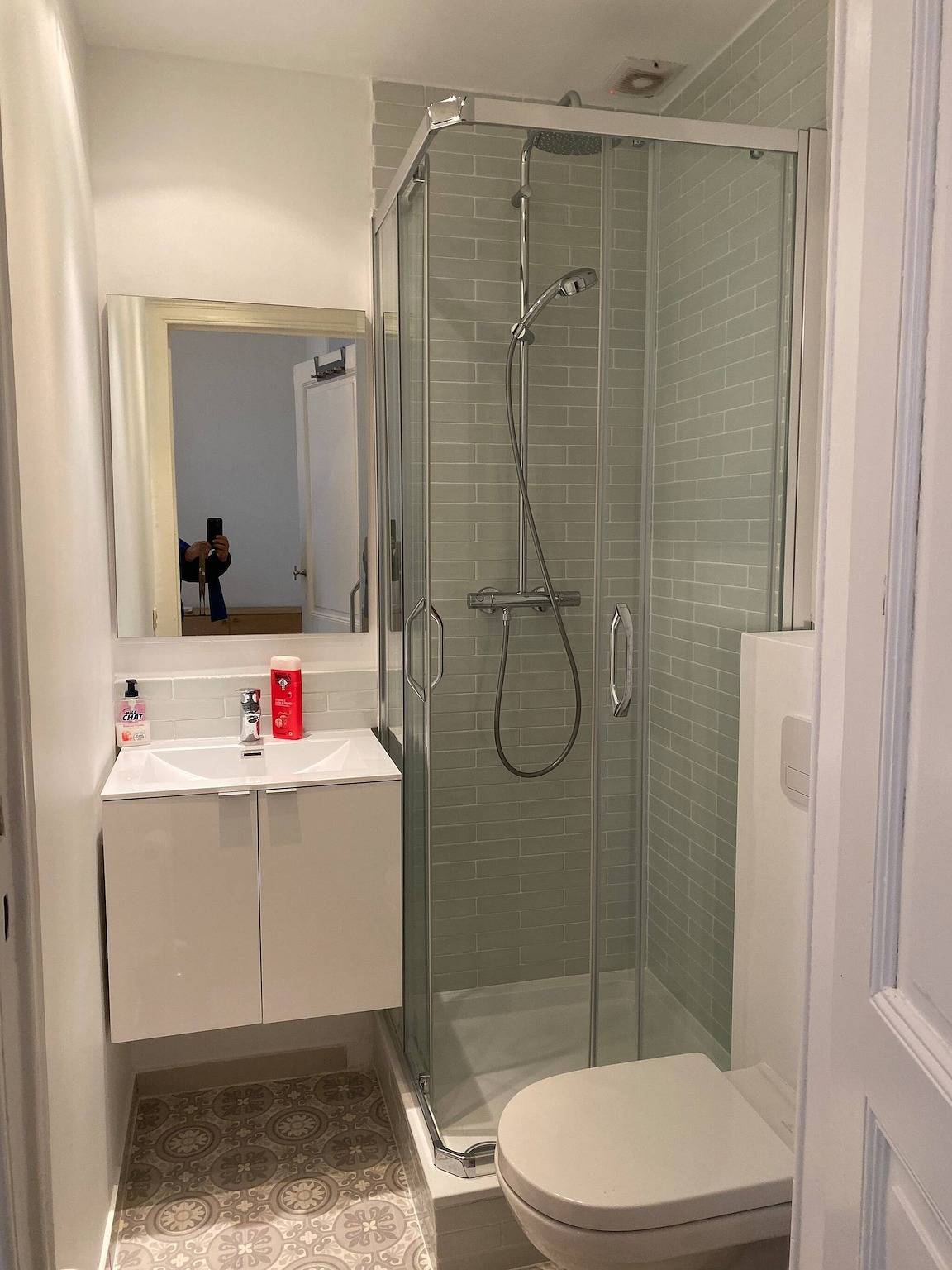 Ganze Wohnung, 1 Schlafzimmer mit Küche und Bad im trendigen St. Gilles in Saint-Gilles (Belgien), Brüssel und Umgebung