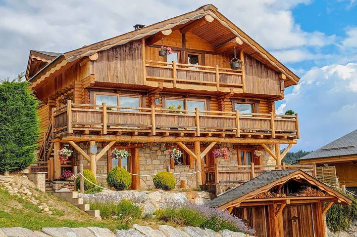 Maison pour 15 personnes, avec Balcon ainsi que Jardin et Sauna à Font-Romeu-Odeillo-Via