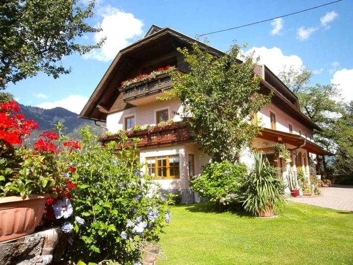 BnB für 2 Personen, mit Balkon und Terrasse sowie Garten und Ausblick in Gitschtal