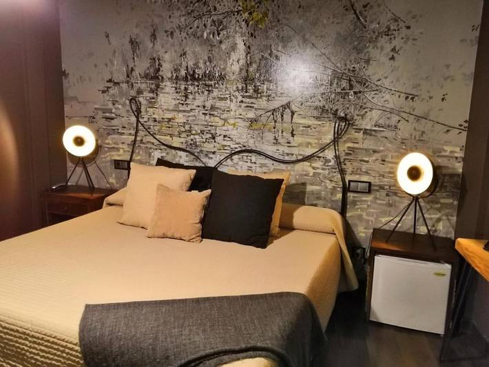 Hotel para 3 personas, con Balcón y Jacuzzi además de Terraza y Sauna en Las Hurdes - 2