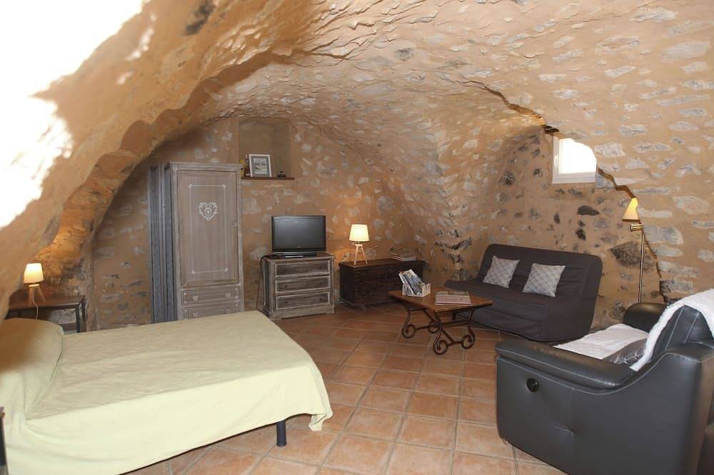 Country gite near Sisteron for 2 to 4 people (3-star rating). in Sisteron, Forcalquier region