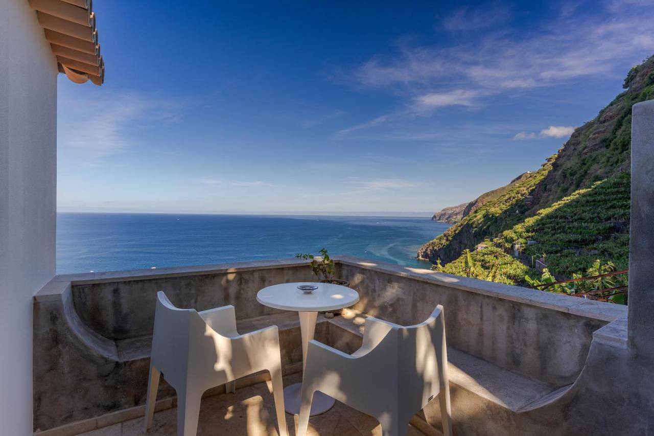 Deluxe Double Room with Balcony and Sea View in Canhas (Madeira), Madeira
