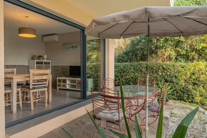 Gîte pour 4 personnes, avec jardin et terrasse, animaux acceptés dans Plage d'Aiguebelle - 3