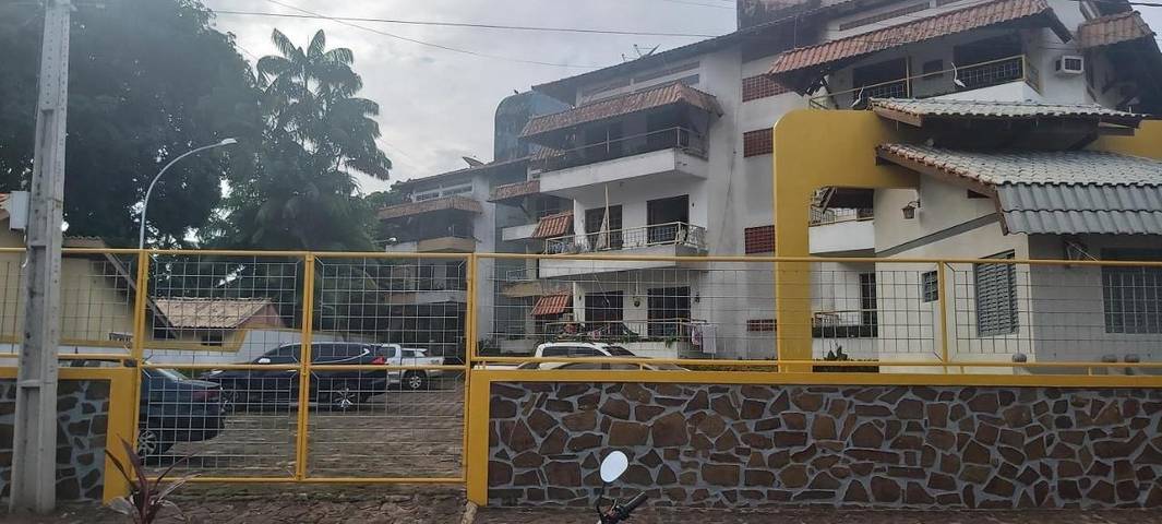 Casas e apartamentos de temporada para 7 pessoas, com vista e vista para o lago e ainda balcão, adaptado a crianças em Santarém (Brasil)