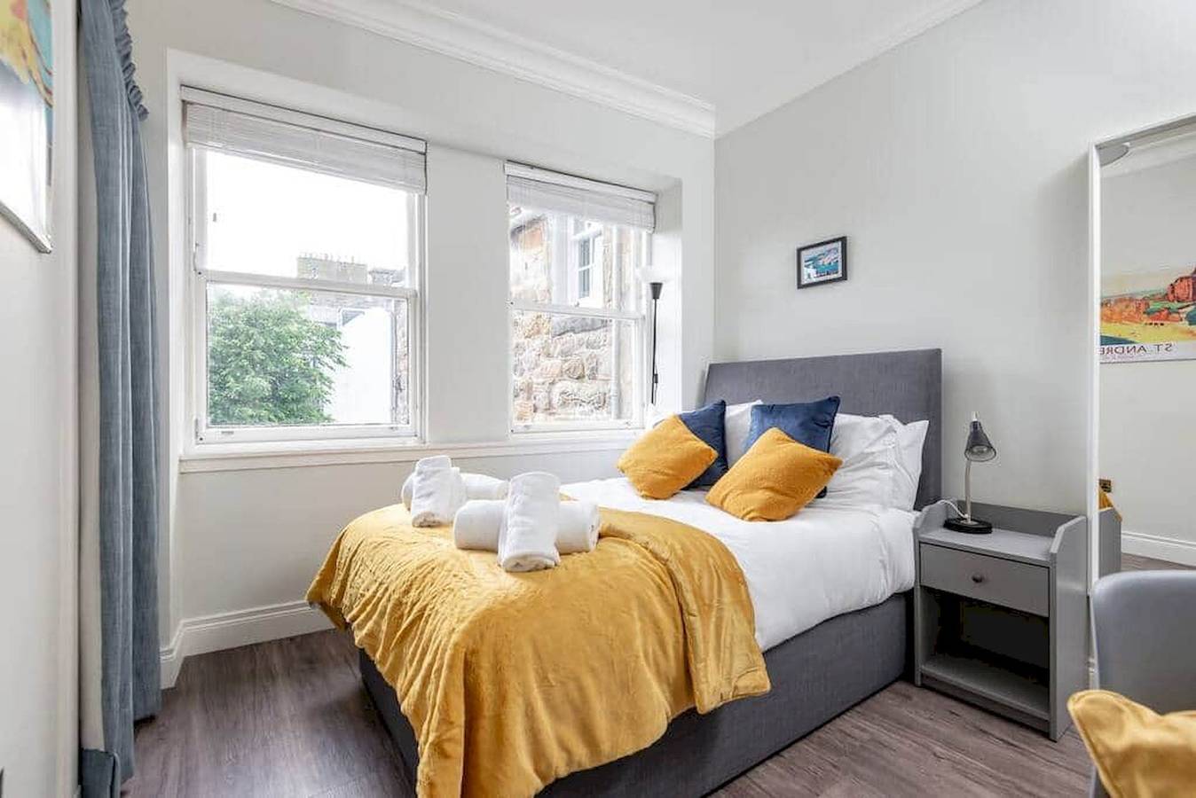 Entire apartment, South Street Apartments (No 18C) in St Andrews, Fife region